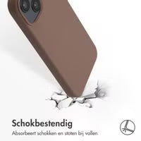 Accezz Liquid Silicone Backcover met MagSafe voor de Apple iPhone 14 - Lichtbruin