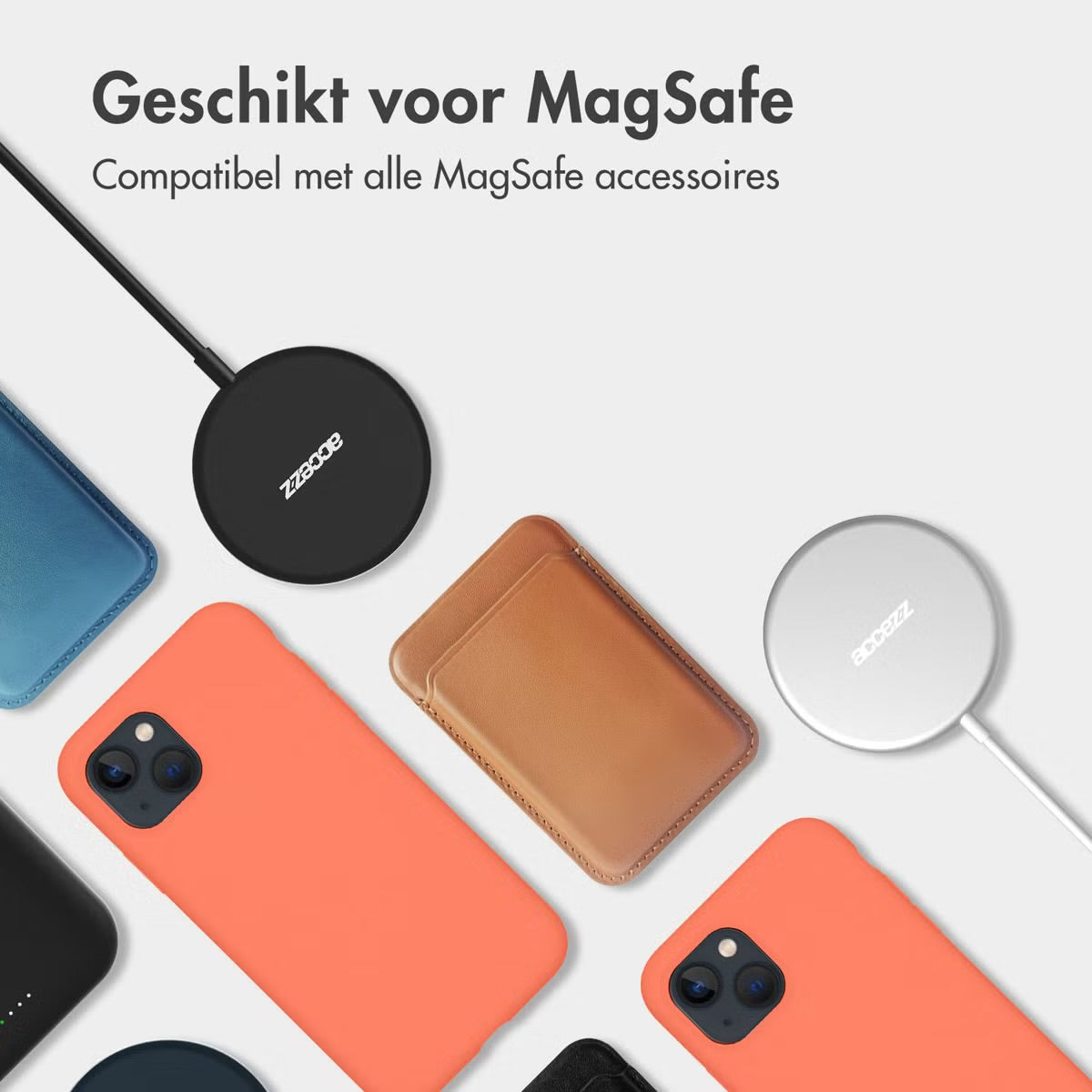 Accezz Liquid Silicone Backcover met MagSafe voor de Apple iPhone 14 - Nectarine