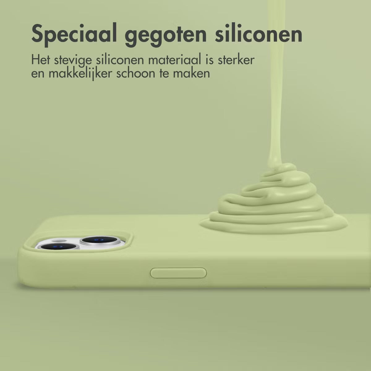Accezz Liquid Silicone Backcover voor de Apple iPhone 15 - Groen