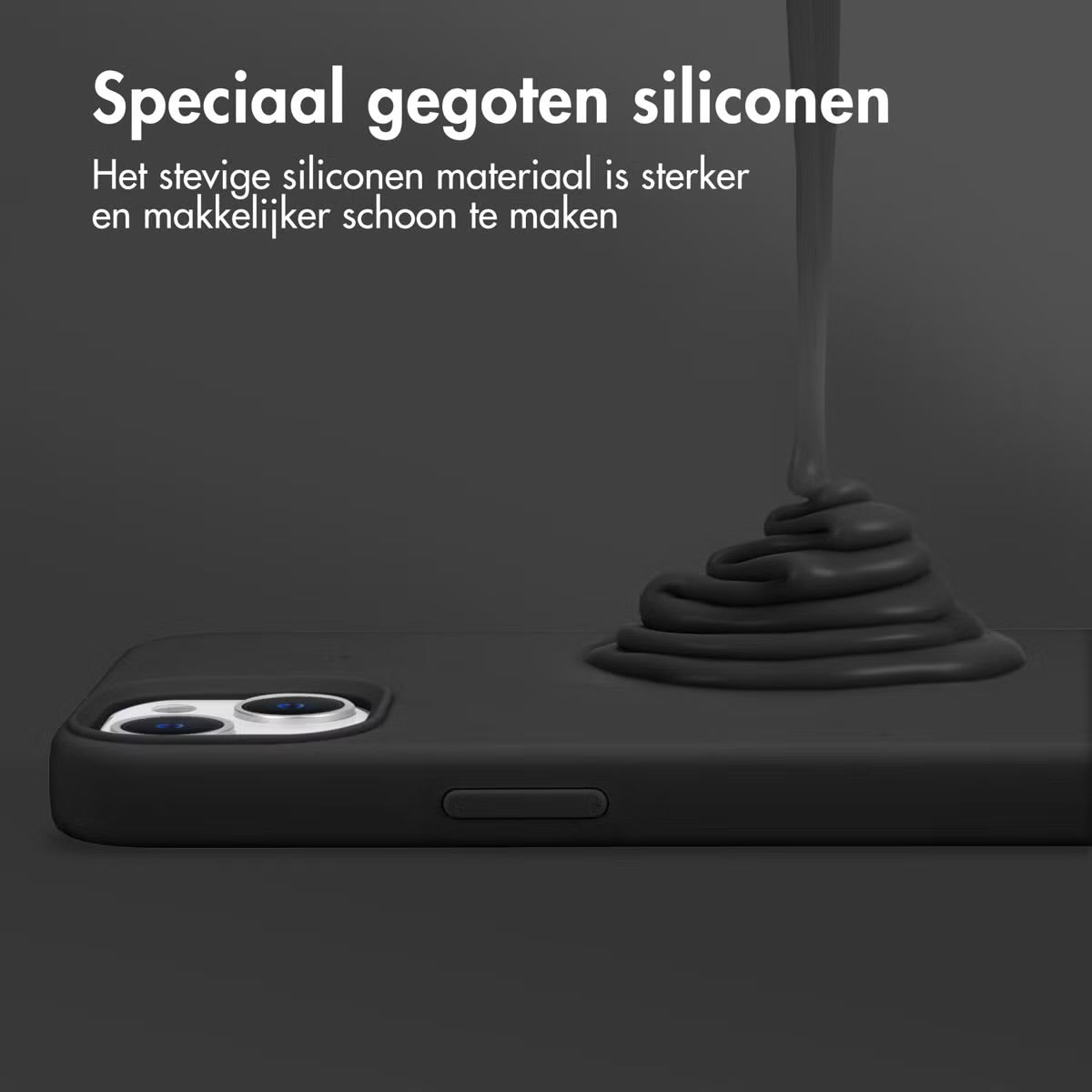Accezz Liquid Silicone Backcover met MagSafe voor de Apple iPhone 15 - Zwart