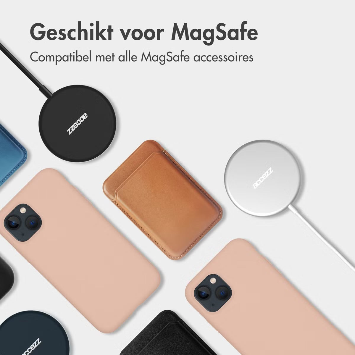Accezz Liquid Silicone Backcover met MagSafe voor de Apple iPhone 16 - Roze