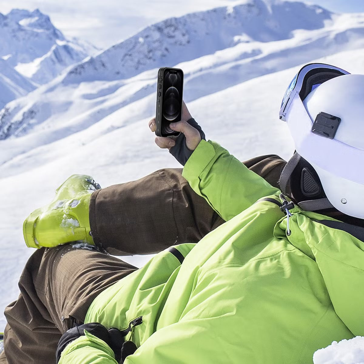 Redpepper Dot Plus Waterproof Backcover voor de Apple iPhone 12 - Zwart