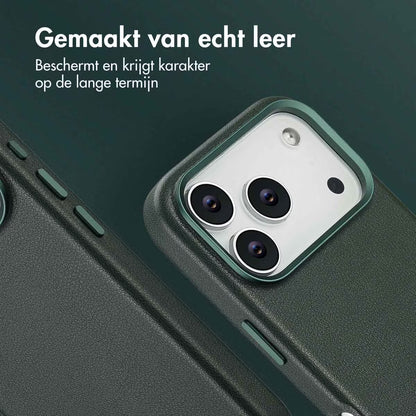 Accezz MagSafe Leather Backcover voor de Apple iPhone 17 Pro - Cedar Green