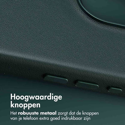 Accezz MagSafe Leather Backcover voor de Apple iPhone 16 Pro Max - Cedar Green