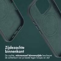 Accezz MagSafe Leather Backcover voor de Apple iPhone 16 Pro - Cedar Green