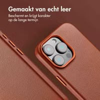 Accezz MagSafe Leather Backcover voor de Apple iPhone 16 Pro Max - Sienna Brown