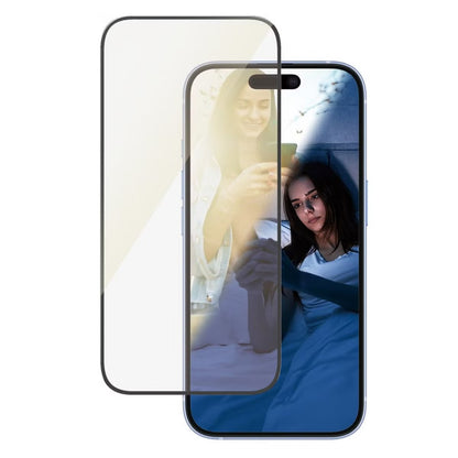 PanzerGlass EyeScreenprotector Ultra Wide Fit met applicator voor de Apple iPhone 16