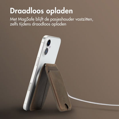 Accezz Vintage Leather MagSafe Kaarthouder met Standaard - Rustic Brown