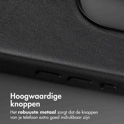 Accezz MagSafe Leather Backcover voor de Apple iPhone 16 Pro - Onyx Black