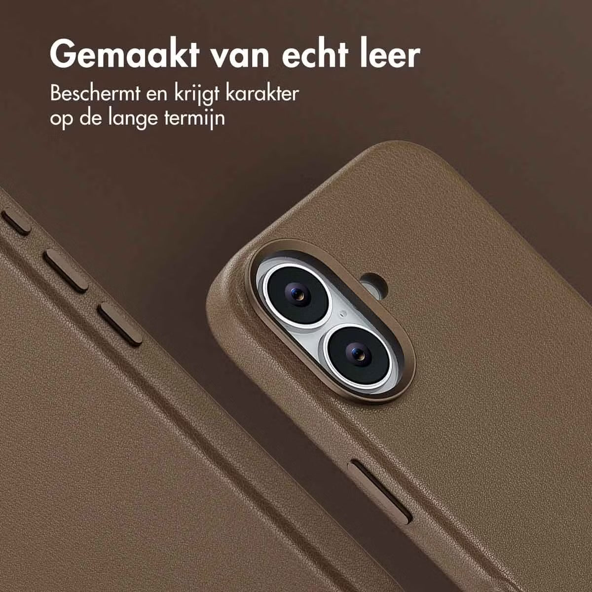 Accezz MagSafe Leather Backcover voor de Apple iPhone 17 - Coffee
