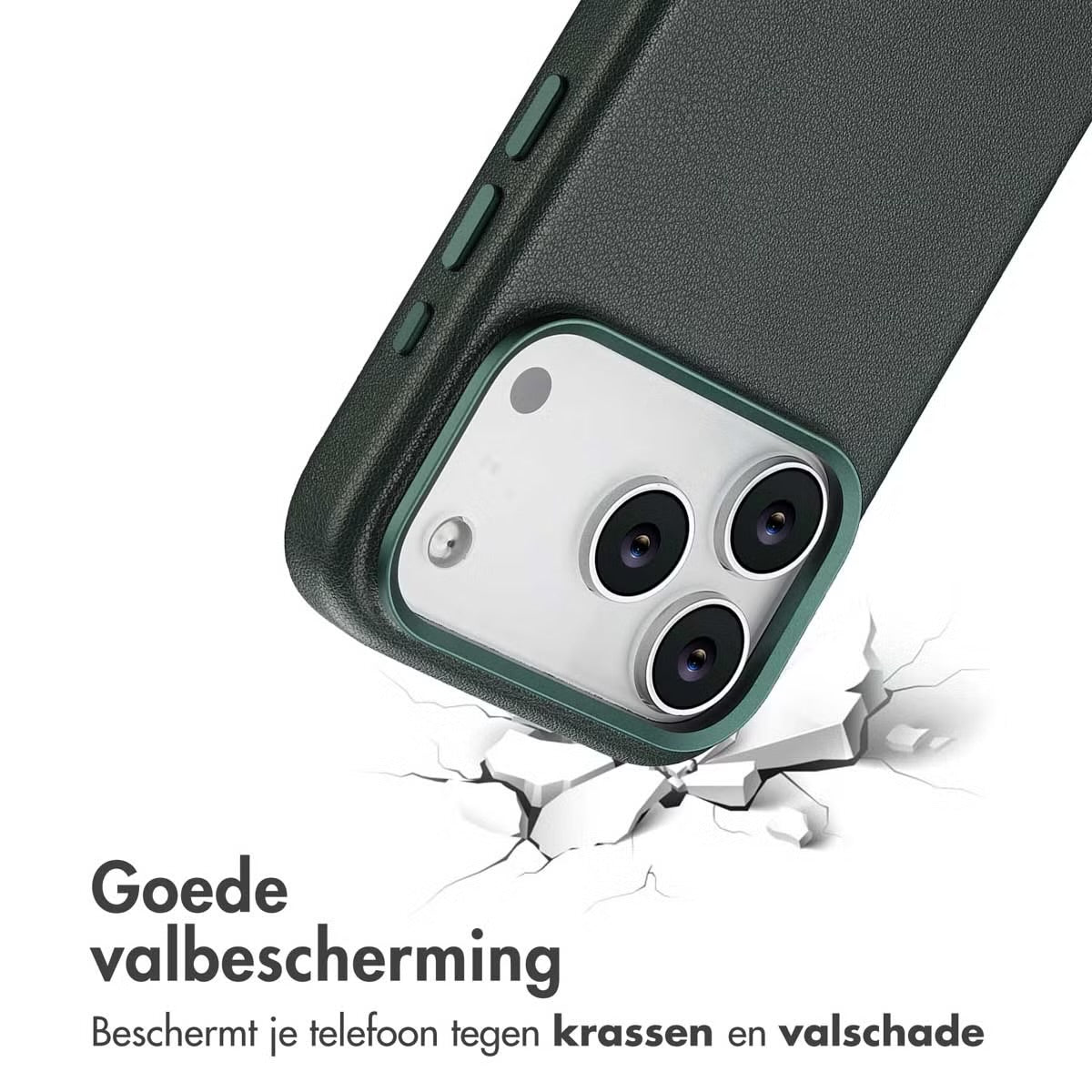 Accezz MagSafe Leather Backcover voor de Apple iPhone 17 Pro - Cedar Green