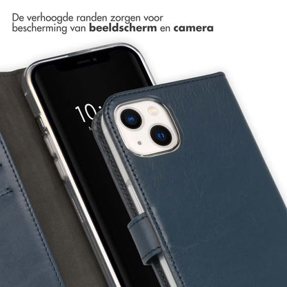 Selencia Echt Leren Bookcase voor de iPhone 13 - Blauw