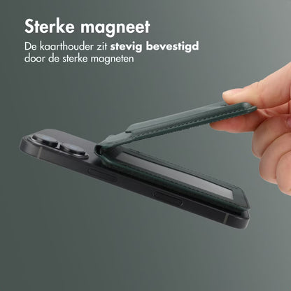 Accezz Magnetische Leren Wallet met standaard - Geschikt voor Apple Find My - Cedar Green
