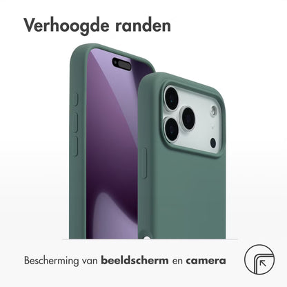 Accezz Liquid Silicone Backcover met MagSafe voor de Apple iPhone 17 Pro Max - Donkergroen