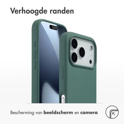 Accezz Liquid Silicone Backcover met MagSafe voor de Apple iPhone 17 Pro - Donkergroen