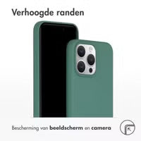 Accezz Liquid Silicone Backcover met MagSafe voor de Apple iPhone 15 Pro Max - Donkergroen