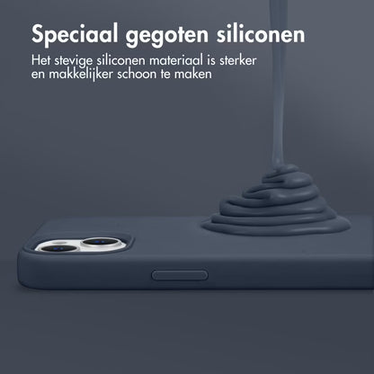 Accezz Liquid Silicone Backcover met MagSafe voor de Apple iPhone 16 - Donkerblauw