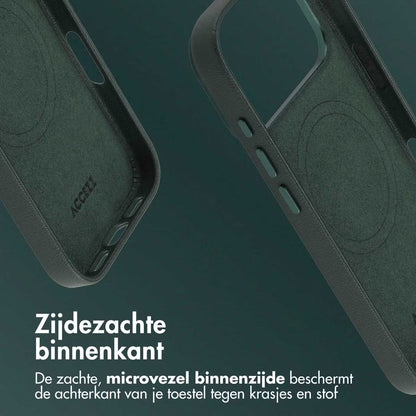 Accezz MagSafe Leather Backcover voor de Apple iPhone 17 Pro - Cedar Green