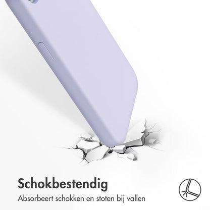 Accezz Liquid Silicone Backcover met MagSafe voor de Apple iPhone 16e - Paars