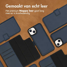 Accezz Premium Leather 2 in 1 Wallet Bookcase voor de iPhone 13 Mini - Donkerblauw