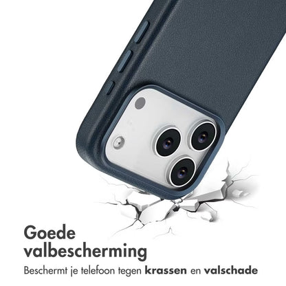 Accezz MagSafe Leather Backcover voor de Apple iPhone 17 Pro - Nightfall Blue