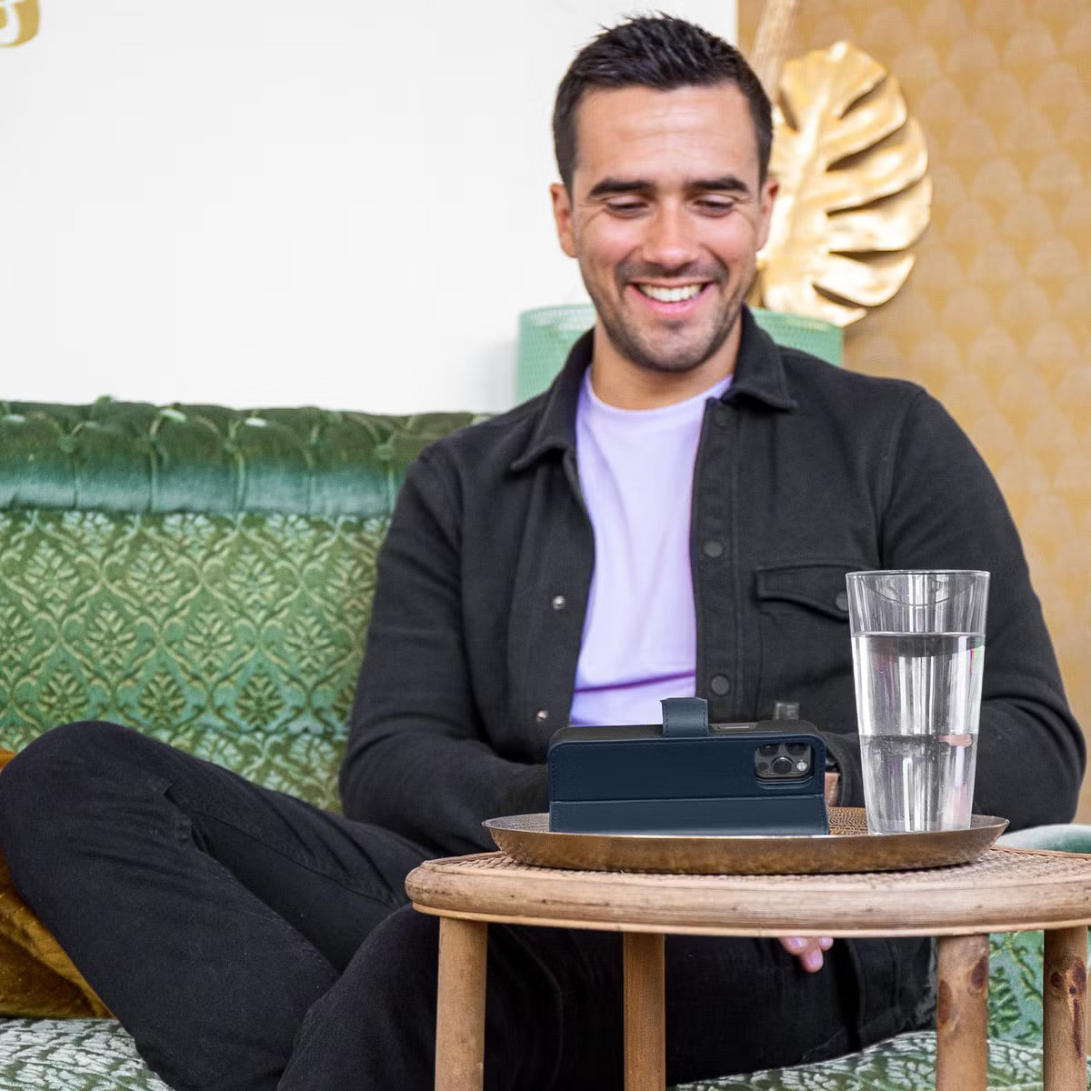 Accezz Premium Leather 2 in 1 Wallet Bookcase voor de iPhone 13 Mini - Donkerblauw