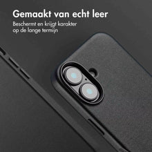Accezz MagSafe Leather Backcover voor de Apple iPhone 16 - Onyx Black