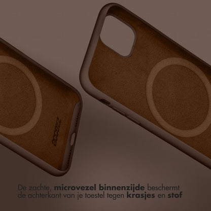 Accezz Liquid Silicone Backcover met MagSafe voor de Apple iPhone 16e - New Tea Brown