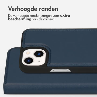 Accezz Premium Leather 2 in 1 Wallet Bookcase voor de iPhone 13 Mini - Donkerblauw