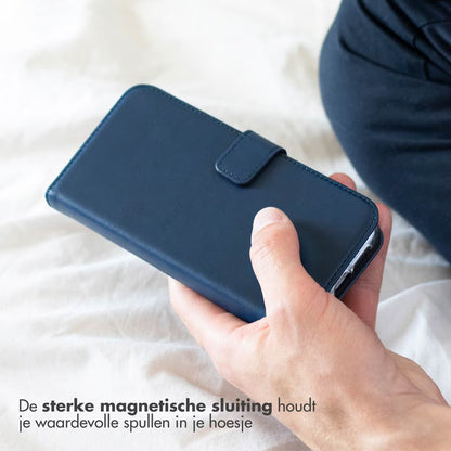 Selencia Echt Leren Bookcase voor de Apple iPhone 17 Pro Max - Blauw